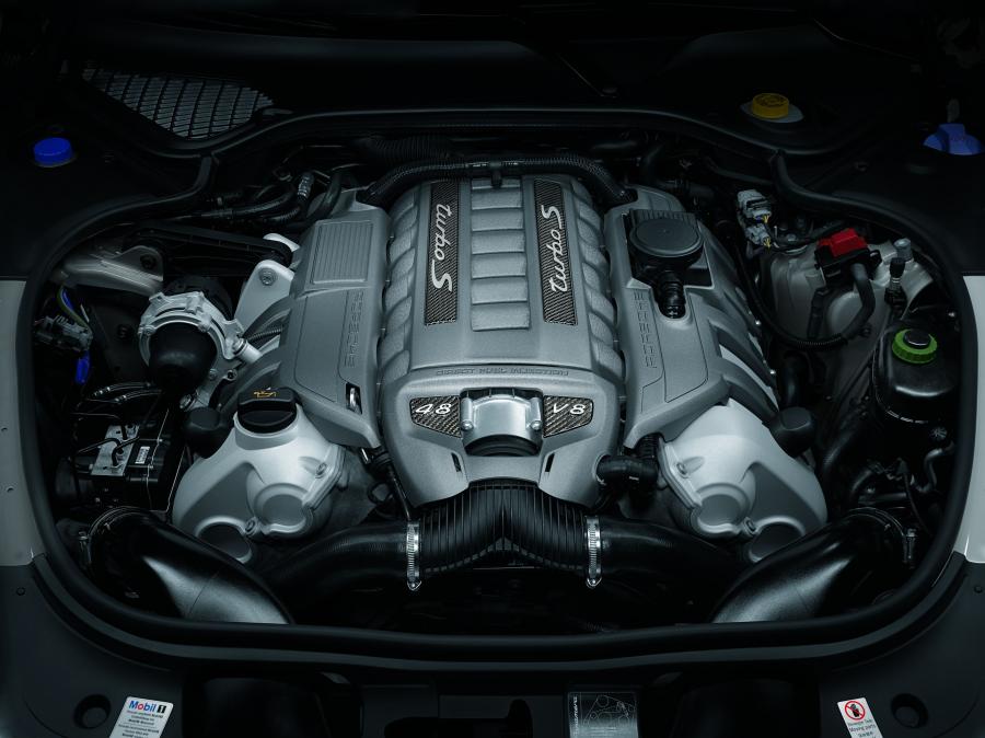 Porsche Panamera Turbo S 2011 года  (фото 10 из 51)